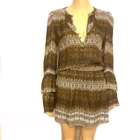 Parker Dress - Picture 2 of 4